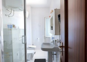 BAGNO VILLA 1 - Casa semi indipendente via madonna del pantano
 
131, Giugliano in Campania - foto 32