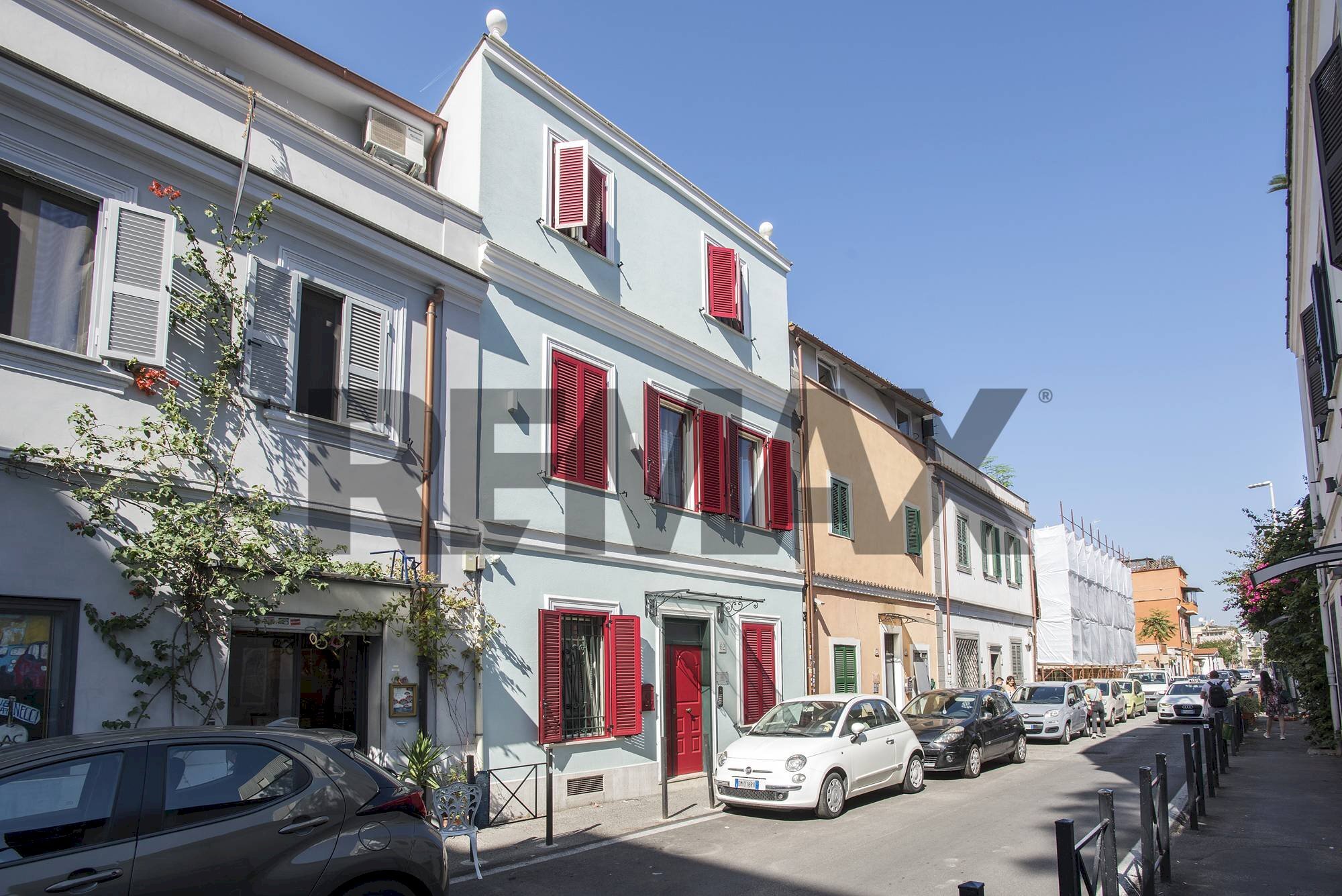Edificio all\'aperto - One-room apartment Via ettore giovenale
 
99, Roma - photo 1