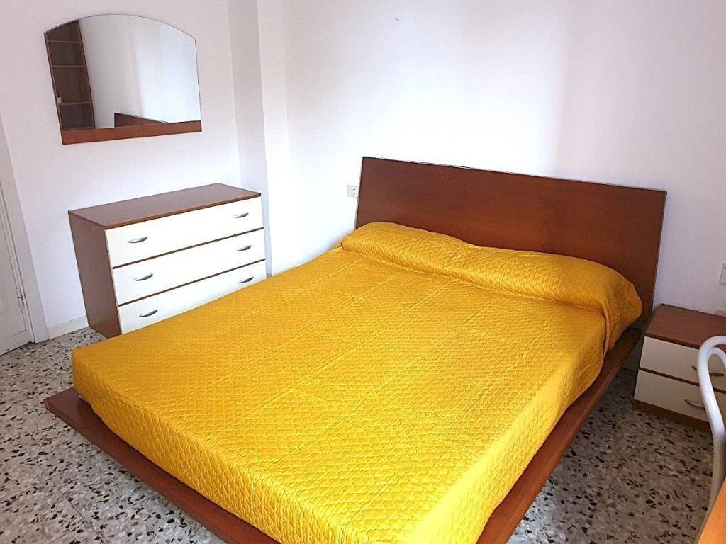 Camera da letto - Three-room apartment Borgo Zaccagni, 3, Parma - photo 1