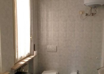 Bagno - Three-room apartment Borgo Zaccagni, 3, Parma - photo 16