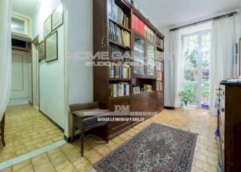 Ingresso - Three-room apartment via Aldo Acquarone, 18, Genova (neighborhood Castelletto) - photo 12