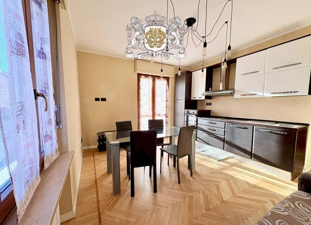 Cucina - Trilocale via Giovanni Lovera, 33, Borgo San Dalmazzo - foto 1