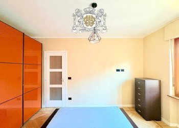 Camera da letto - Three-room apartment via Giovanni Lovera, 33, Borgo San Dalmazzo - photo 22