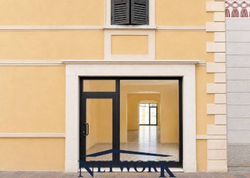 Foto 1 - Negozio Piazza B. Pezzati Anna
25, Guidizzolo - foto 1