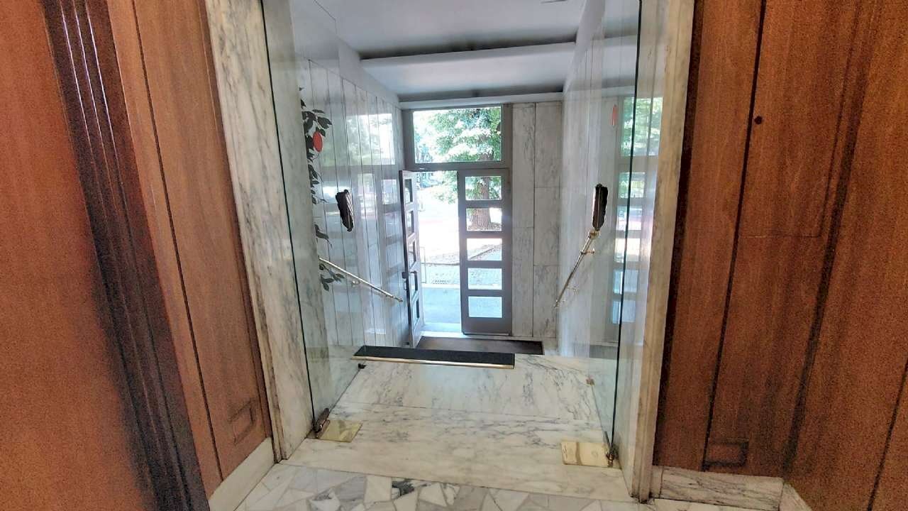 ANDRONE - Three-room apartment via Pozzo Strada, 25/b, Torino (neighborhood Pozzo Strada) - photo 3
