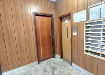 ANDRONE - Three-room apartment via Pozzo Strada, 25/b, Torino (neighborhood Pozzo Strada) - photo 4
