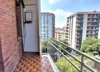 BALCONE - Three-room apartment via Pozzo Strada, 25/b, Torino (neighborhood Pozzo Strada) - photo 13
