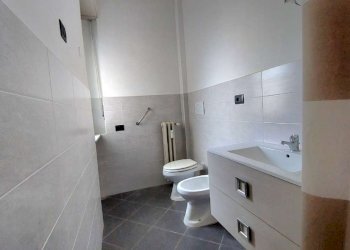 BAGNO - Three-room apartment via Pozzo Strada, 25/b, Torino (neighborhood Pozzo Strada) - photo 24
