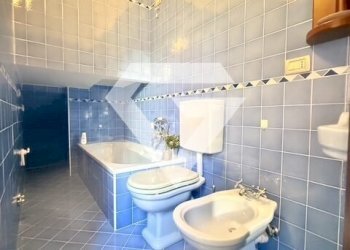 secondo bagno - Four-room apartment Corso Roma, Loano - photo 25