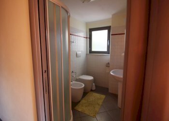 bagno.png - Two-room apartment Sarzana - photo 6
