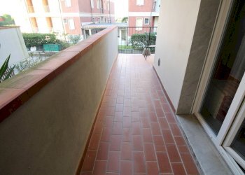 appartamento_marinelladisarzana_turistico_balcone. - Two-room apartment Sarzana - photo 7