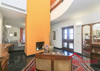 1.3 INGRESSO - Villa Via Coronata 109, Genova (neighborhood Cornigliano) - photo 4