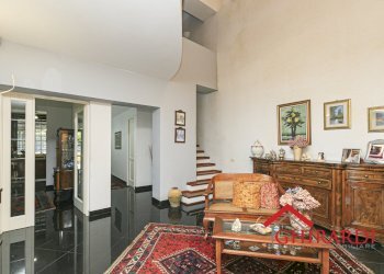 1.5 INGRESSO - Villa Via Coronata 109, Genova (neighborhood Cornigliano) - photo 6