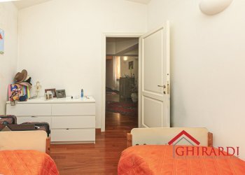 6.0 CAMERA 2 - Villa Via Coronata 109, Genova (neighborhood Cornigliano) - photo 25