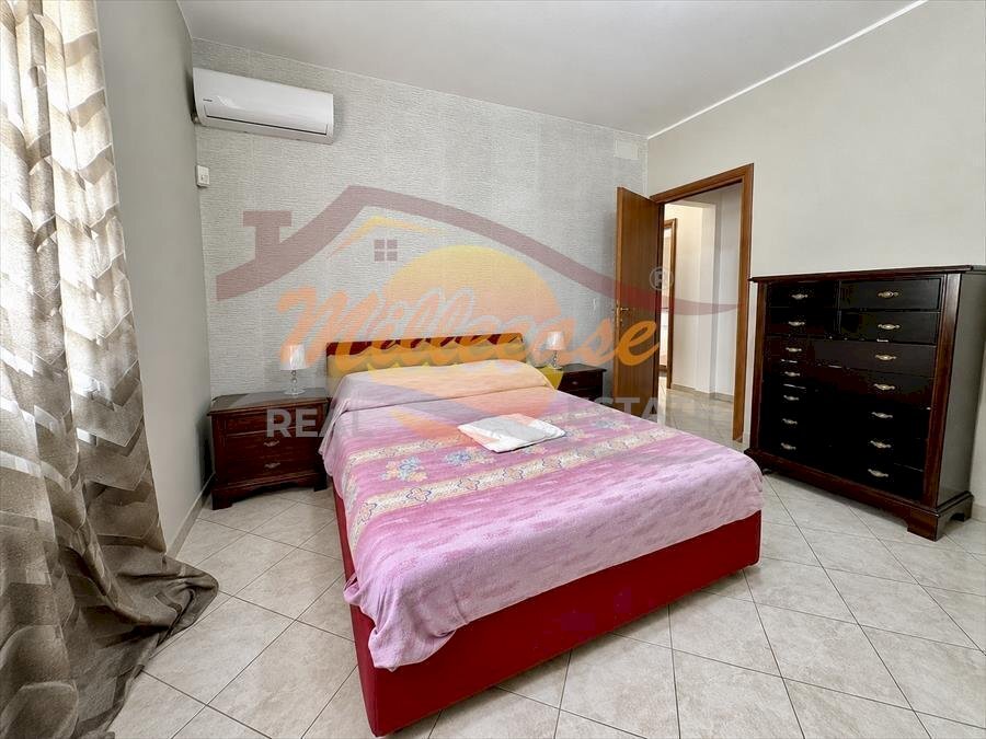 02c5397a-4acb-4a08-b291-a5ff70e1a206 - Trilocale Viale Teocrito, Siracusa - foto 1