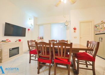 Sala pranzo - Apartment Via Plinio 87, Taranto - photo 13