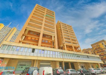 Facciata - Apartment Via Plinio 87, Taranto - photo 30