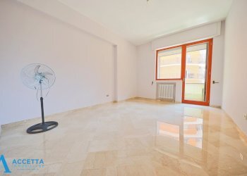 Stanza - Appartamento Via Umbria 19, Taranto - foto 19