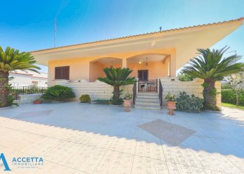 Giardino - Villa Via Fior d'Agave 10, Taranto - photo 1