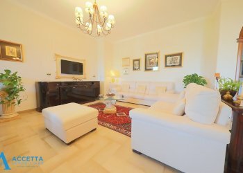 Salone - Villa Via Fior d'Agave 10, Taranto - photo 11