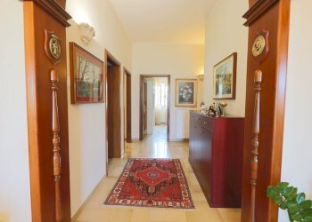 Corridoio - Villa Via Fior d'Agave 10, Taranto - photo 16
