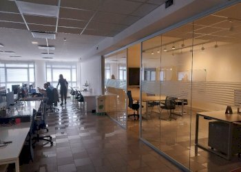 Panoramica ambiente - Ufficio Via Carlo Zucchi 21, Modena (zona Circoscrizione 1) - foto 4