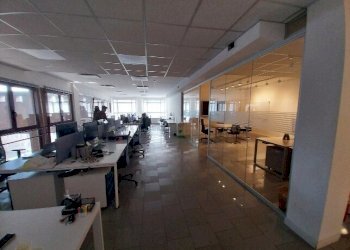 Panoramica Ufficio Open Space - Ufficio Via Carlo Zucchi 21, Modena (zona Circoscrizione 1) - foto 7