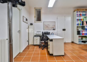 IMG_4160 - Office Via Borgonuovo 10, Bologna (neighborhood Centro Storico) - photo 19