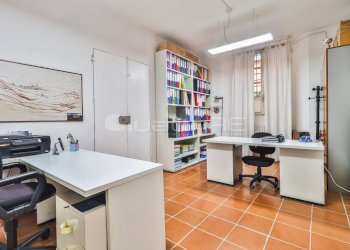 IMG_4161 - Office Via Borgonuovo 10, Bologna (neighborhood Centro Storico) - photo 20