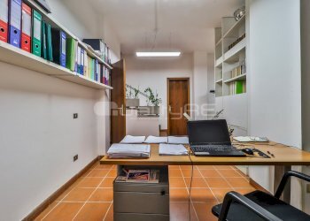 IMG_4165 - Office Via Borgonuovo 10, Bologna (neighborhood Centro Storico) - photo 23