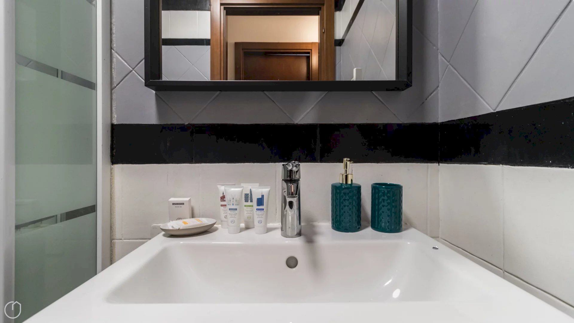 Two-room apartment Via Ambrogio Binda, Milano (neighborhood Barona) - photo 3