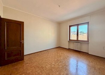 Three-room apartment Bra - photo 32