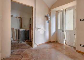 Stable - Palace Via Crotta, Cascinette d'Ivrea - photo 27