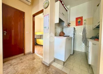 Three-room apartment Viale Antonio Canova, Cesenatico - photo 5