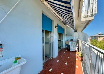 Three-room apartment Viale Antonio Canova, Cesenatico - photo 8