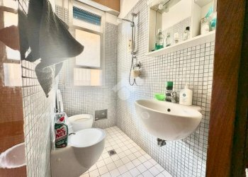 Three-room apartment Viale Antonio Canova, Cesenatico - photo 20
