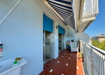 Three-room apartment Viale Antonio Canova, Cesenatico - photo 28