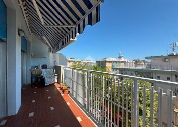 Three-room apartment Viale Antonio Canova, Cesenatico - photo 29