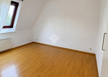 Four-room apartment via Gugliemo Marconi, hamlet Milano 3, Basiglio - photo 9