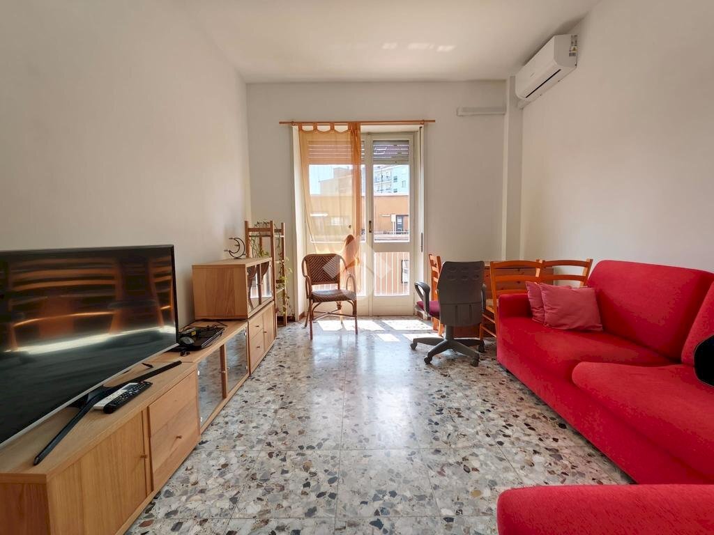 Three-room apartment Via Mondovì, Milano (neighborhood Cimiano) - photo 1