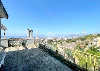 Three-room apartment Via dei sessanta, Genova (neighborhood Cornigliano) - photo 7
