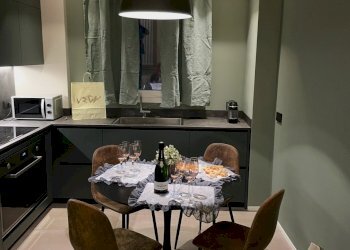 SOGGIORNO - Three-room apartment via San Petronio Vecchio, Bologna (neighborhood Santo Stefano) - photo 4