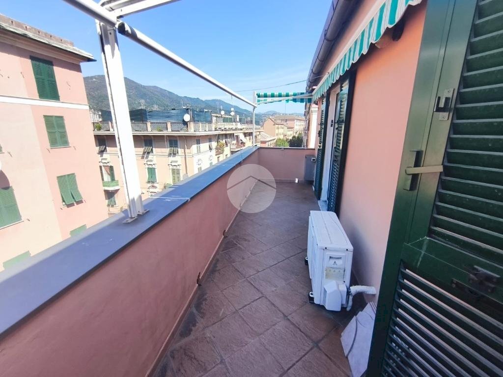 Four-room apartment Via Germano Jori, Genova (neighborhood Certosa) - photo 2