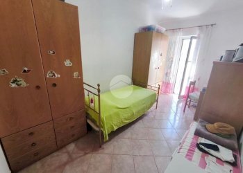 Four-room apartment Via Germano Jori, Genova (neighborhood Certosa) - photo 16