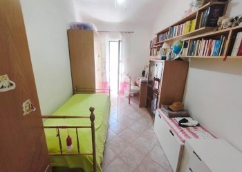 Four-room apartment Via Germano Jori, Genova (neighborhood Certosa) - photo 17