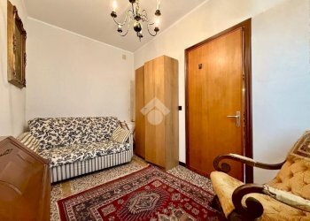 Four-room apartment Via Giovanni Tommaso Invrea, Genova (neighborhood Foce) - photo 3