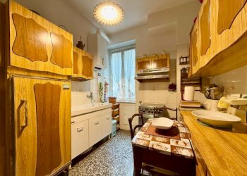Four-room apartment Via Giovanni Tommaso Invrea, Genova (neighborhood Foce) - photo 10