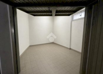 Magazzino viale goffredo franchini, Genova (zona Nervi) - foto 3