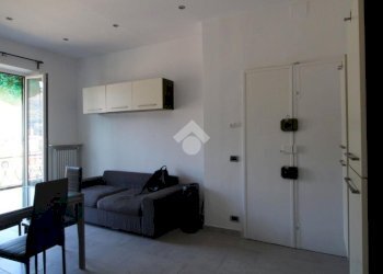 Two-room apartment Via Terpi, Genova (neighborhood Montesignano) - photo 3