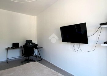 Two-room apartment Via Terpi, Genova (neighborhood Montesignano) - photo 7